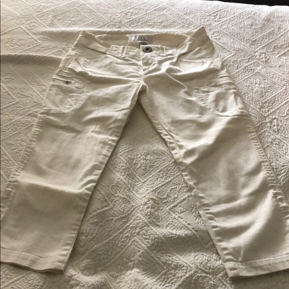 Armani exchange Capri pants